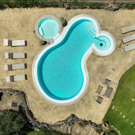 Villa Luxury Oasis Pool & Jacuzzi